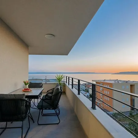 Stunning Sea View Cvita Apartment Makarska